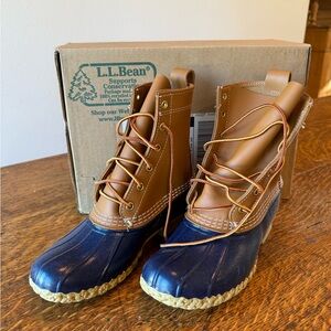 L.L. Bean Women's Tan and Navy 8” Boots